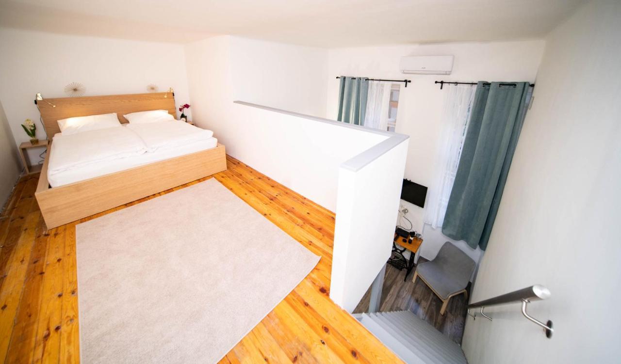 Free parking! Linden apartment, AC, Smart TV, WIFI Boedapest Buitenkant foto