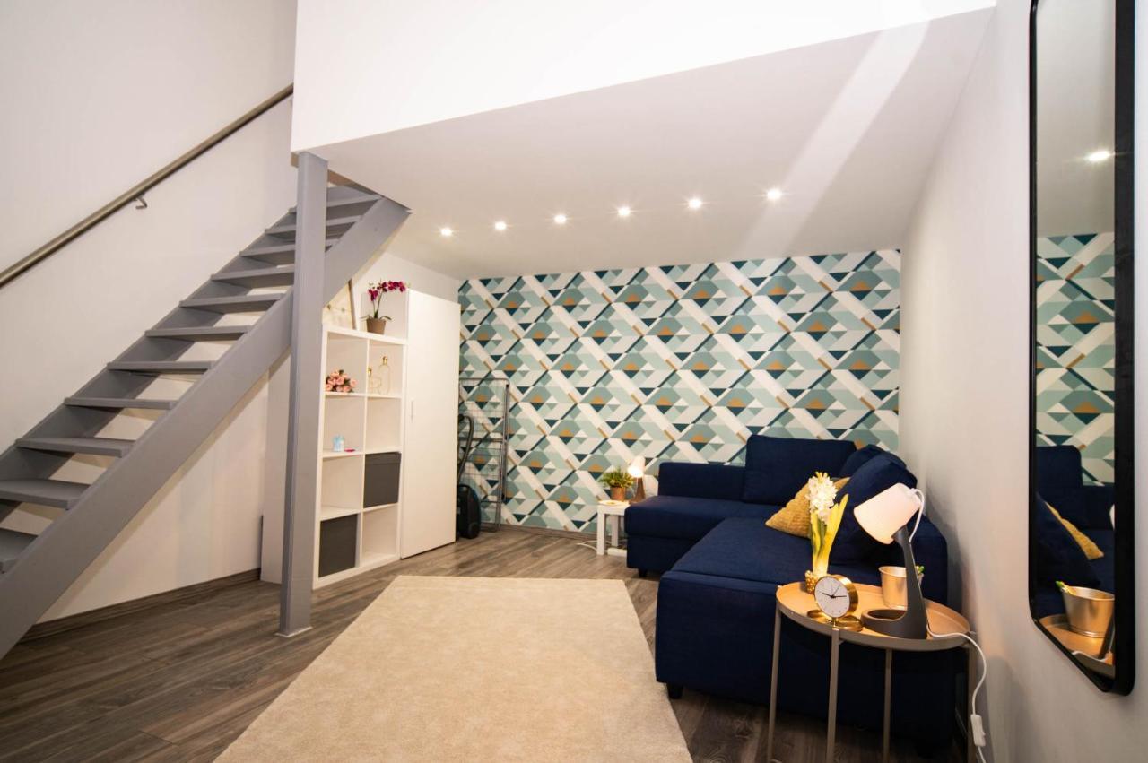 Free parking! Linden apartment, AC, Smart TV, WIFI Boedapest Buitenkant foto
