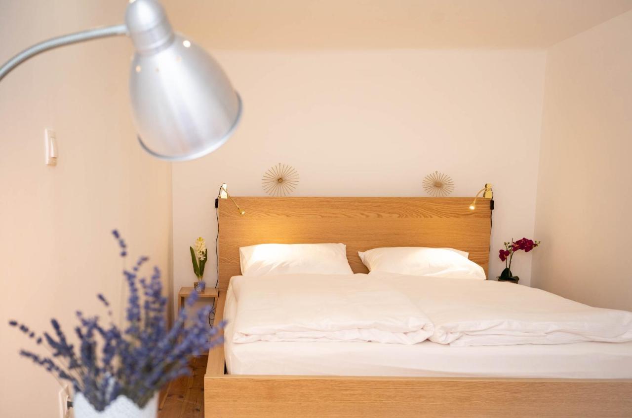 Free parking! Linden apartment, AC, Smart TV, WIFI Boedapest Buitenkant foto